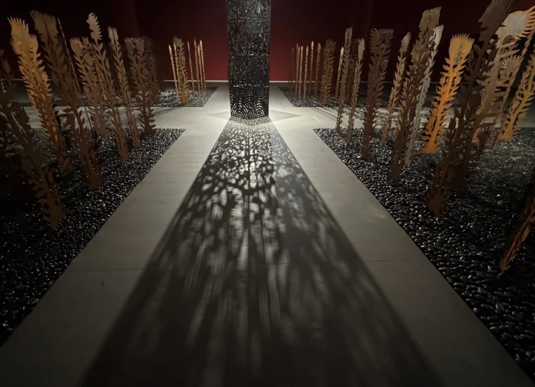 《无极》2025 综合材料 空间装置