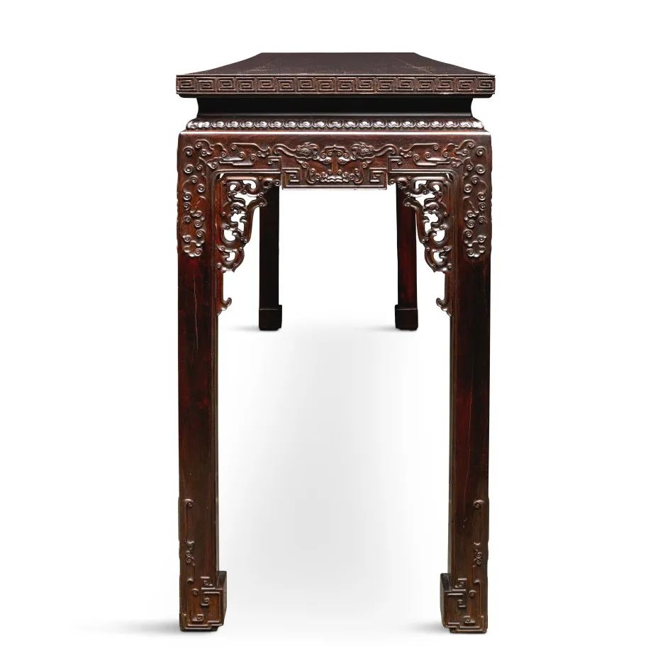 紫檀仿古云龙纹有束腰挖角牙条桌成对