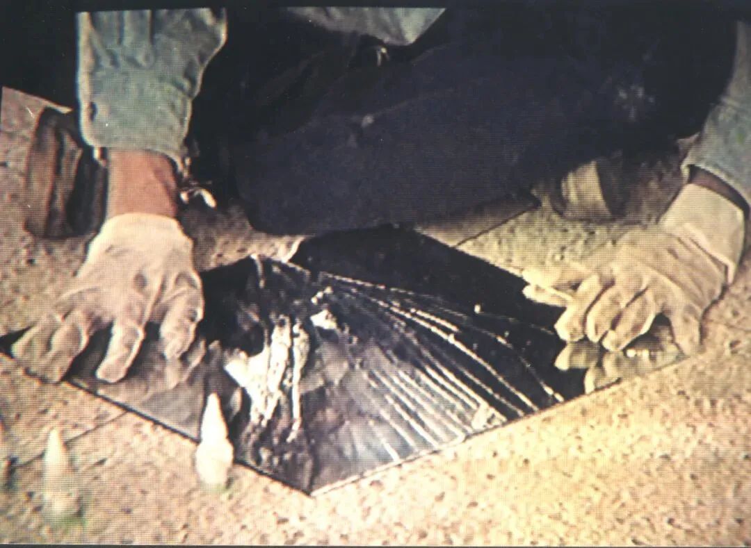 《30 &times; 30》 1988，单频录像，32分钟9秒