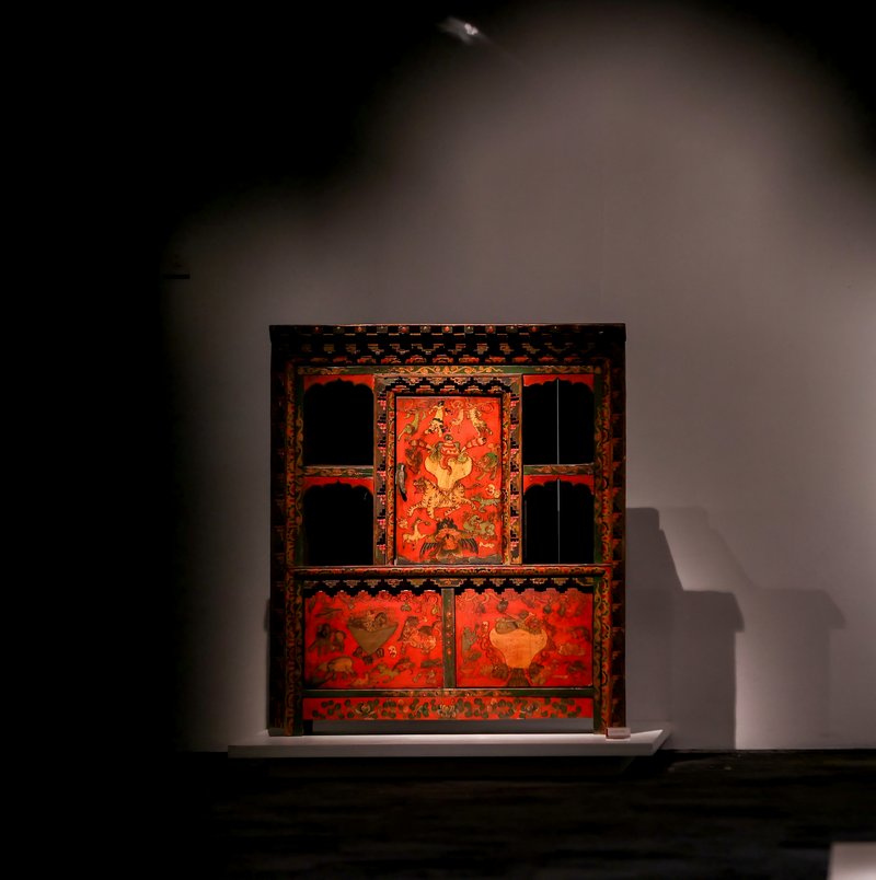 彩绘五觉供佛龛 20世纪103x37x120