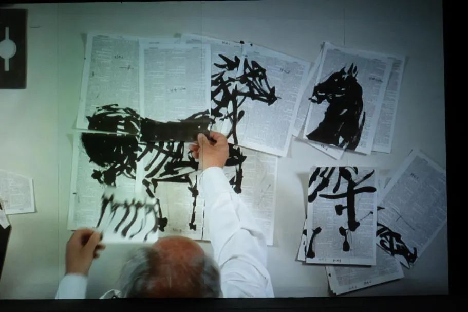 《Breathe Dissolve Return》展览节选