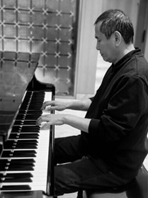 以音乐为伴的&ldquo;齐爷&rdquo;