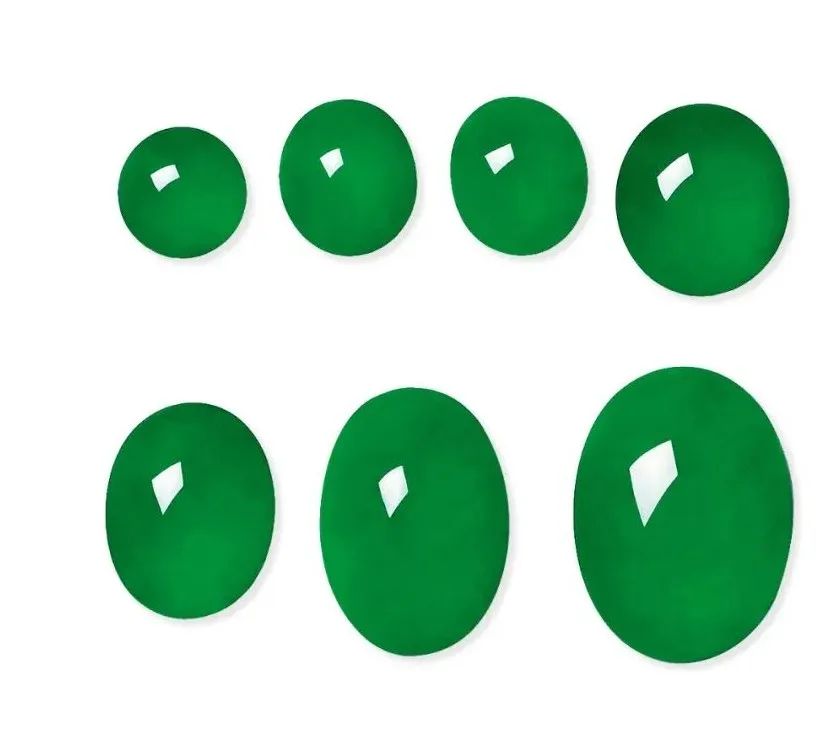 一组七颗翡翠蛋面