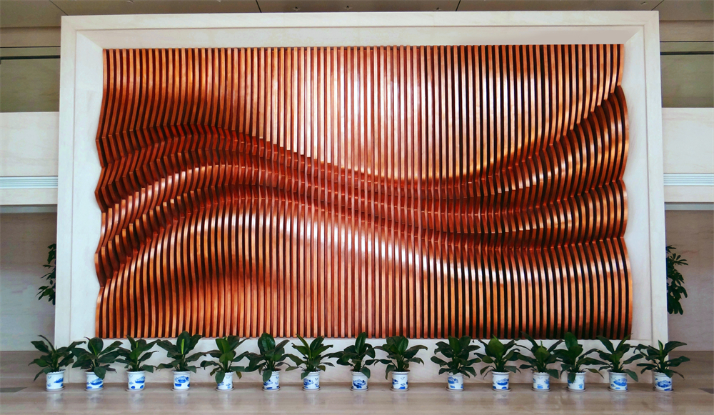 《大音希声 大象无形》 胥建国&nbsp; 锻铜&nbsp; 高5米&nbsp; 2013年&nbsp; 北京市总政歌舞团