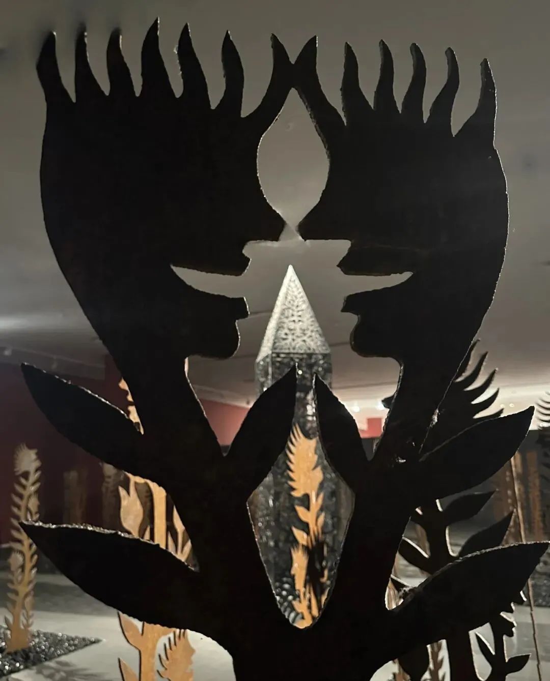 《无极》2025 综合材料 空间装置