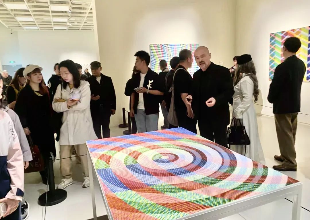 策展人任戎现场导览