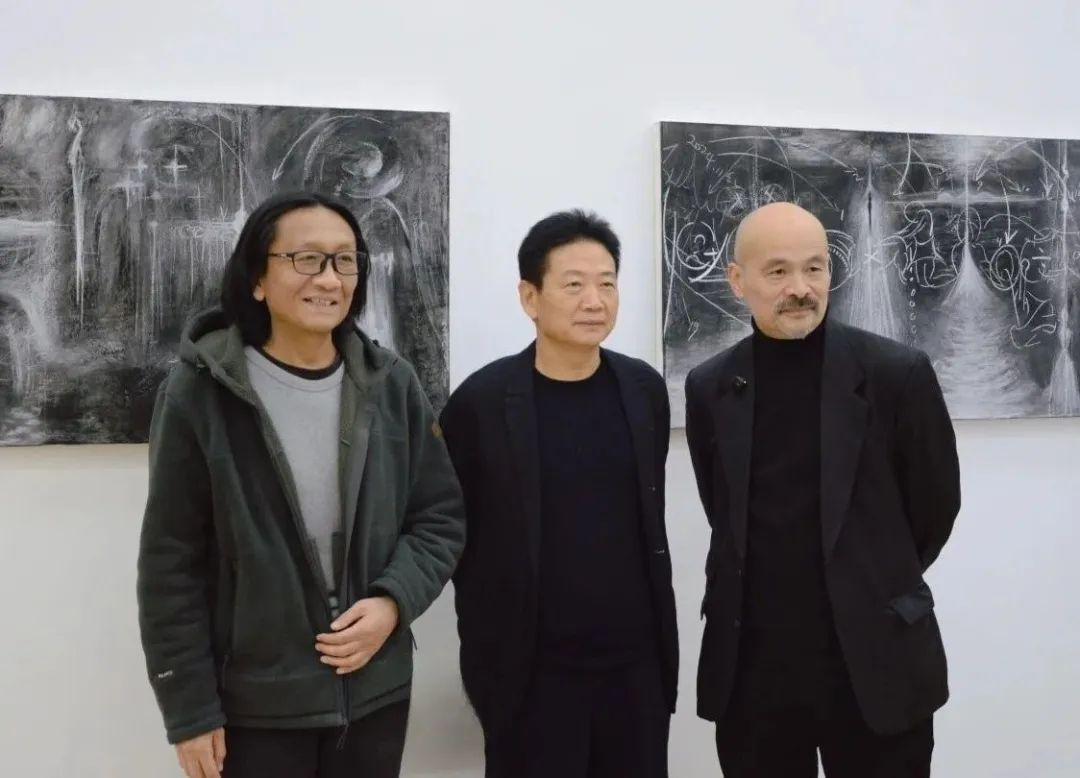 左起:中国艺术家苏新平、张子康,德籍华人艺术家、独立策展人任戎