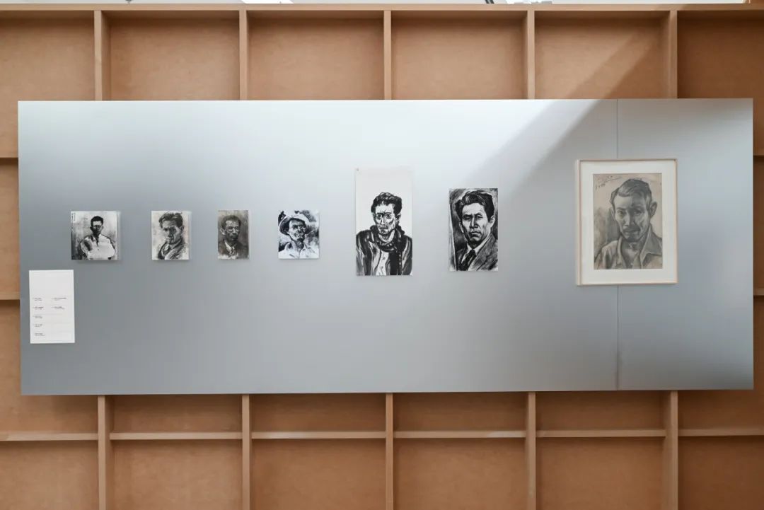 ▲展览现场 “换了人间：符罗飞的现实主义绘画与中国战时艺术”