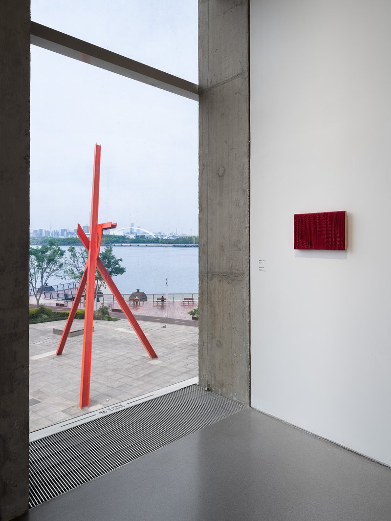 西岸美术馆特展单元&ldquo;双手知道&mdash;&mdash;希拉&middot;希克斯 & 施慧双个展&rdquo;，展览现场，西岸美术馆，摄影：Alessandro Wang