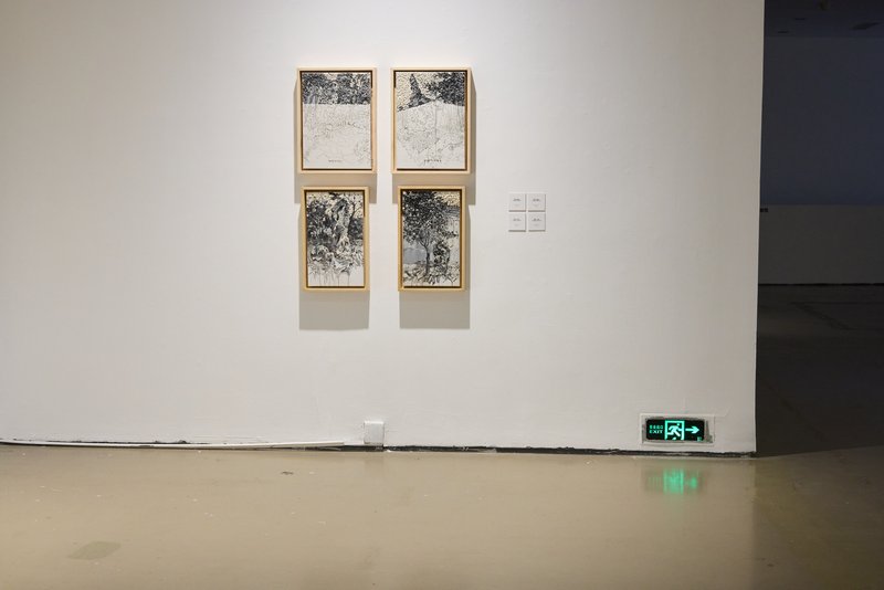 刘锟个展《相互接近的蓝》二层展览现场