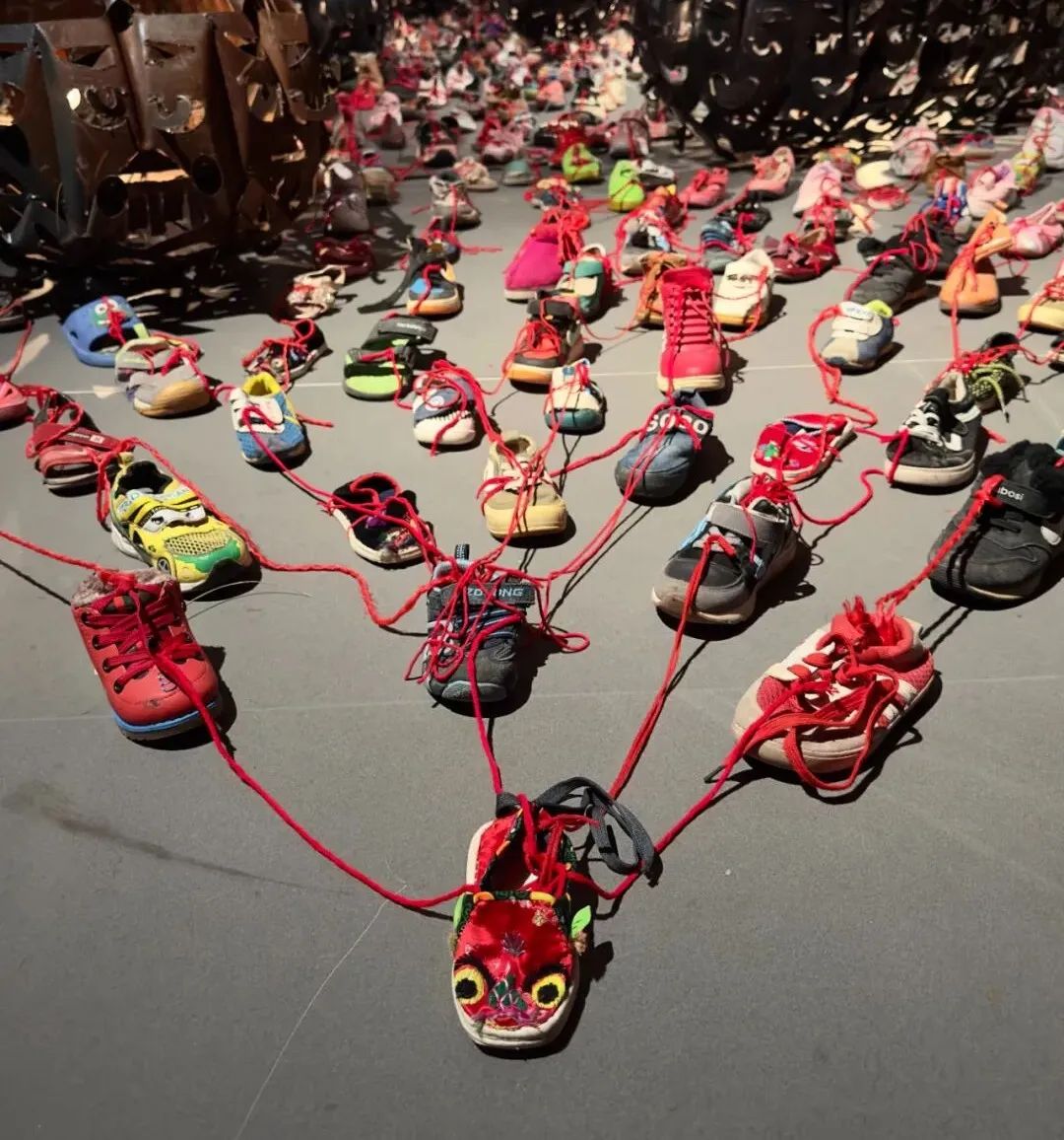 《远方》2025 综合材料 空间装置