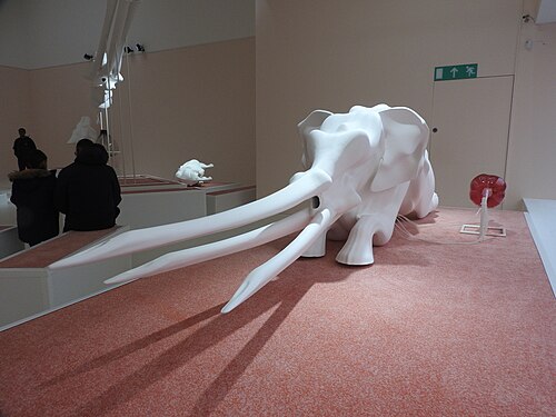 Marguerite_Humeau,_Nottingham_Contemporary_1929