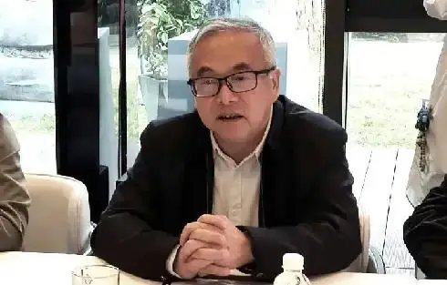 贵州省对外文化交流协会会长---何京