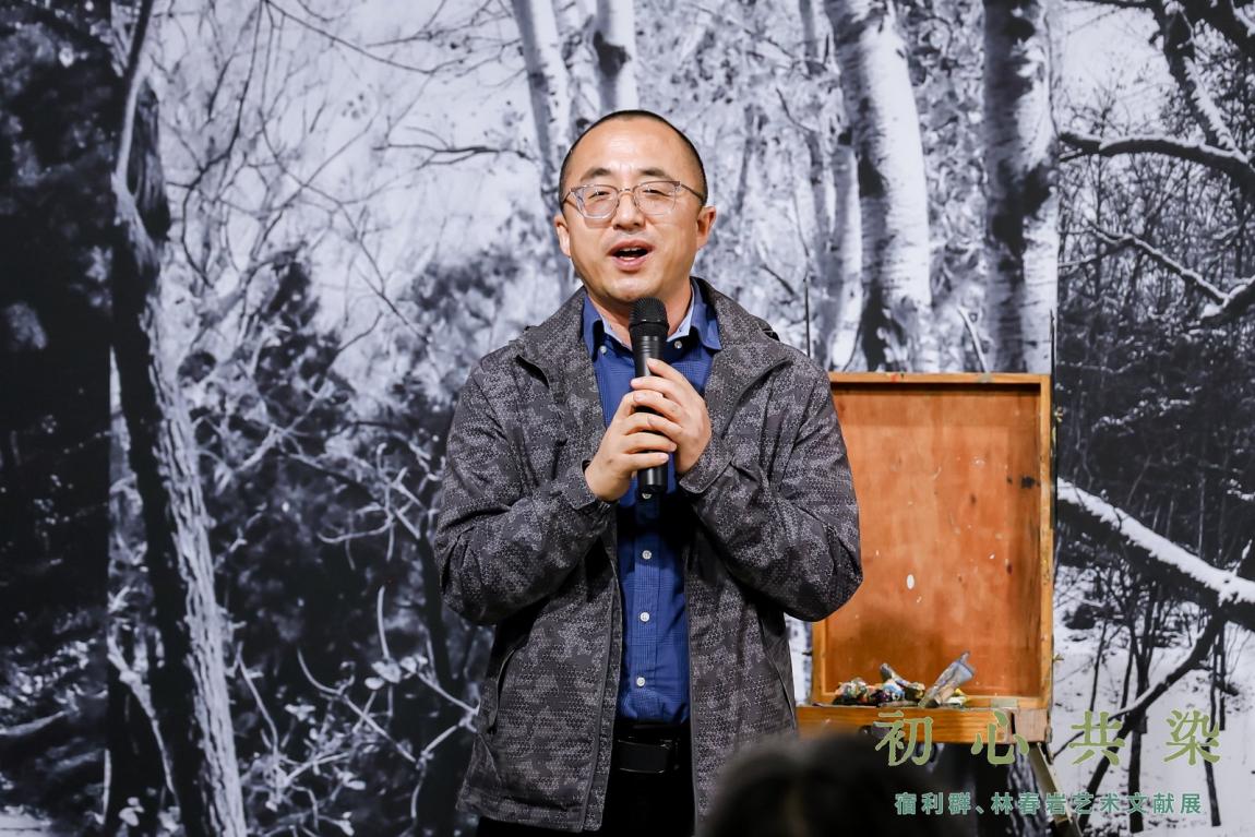 策展人杜曦云