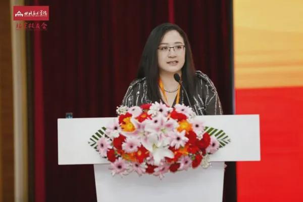 四川美术学院福建校友会会长曹洁致贺辞