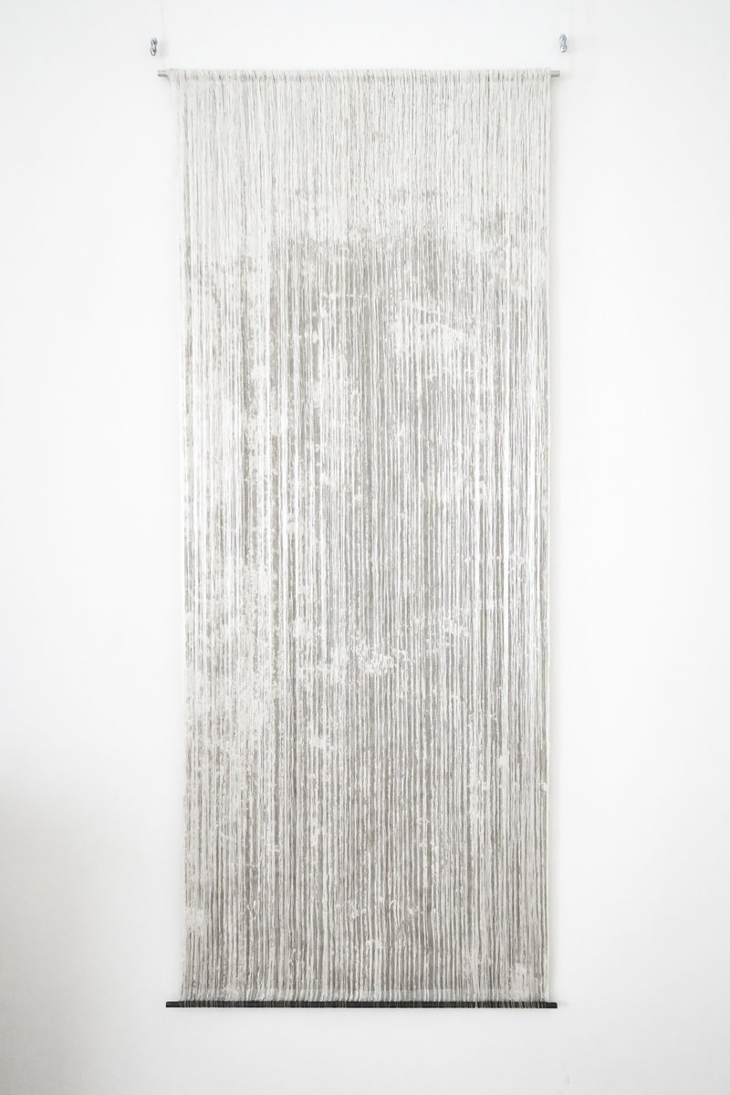 静止 Still 166 x 66 x 2 cm 2024
