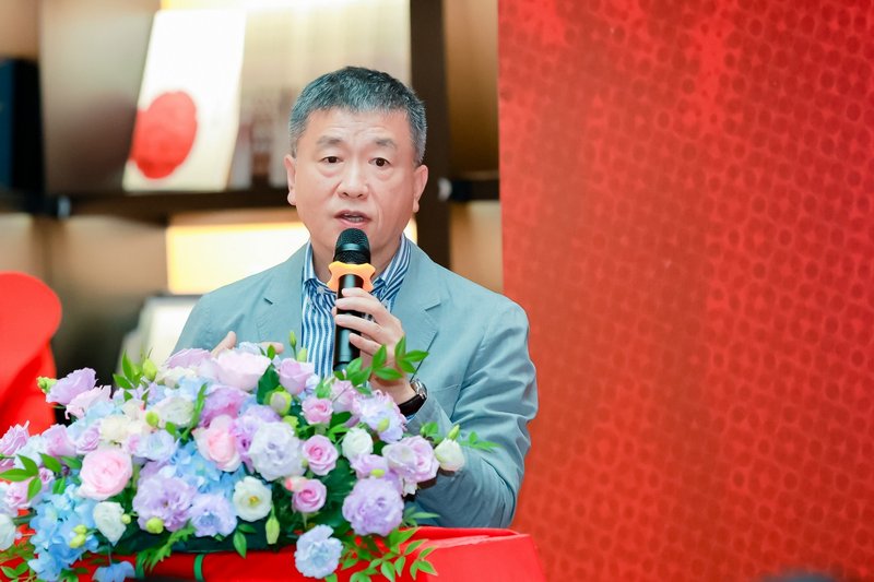 雅昌文化集团董事长万捷 致辞