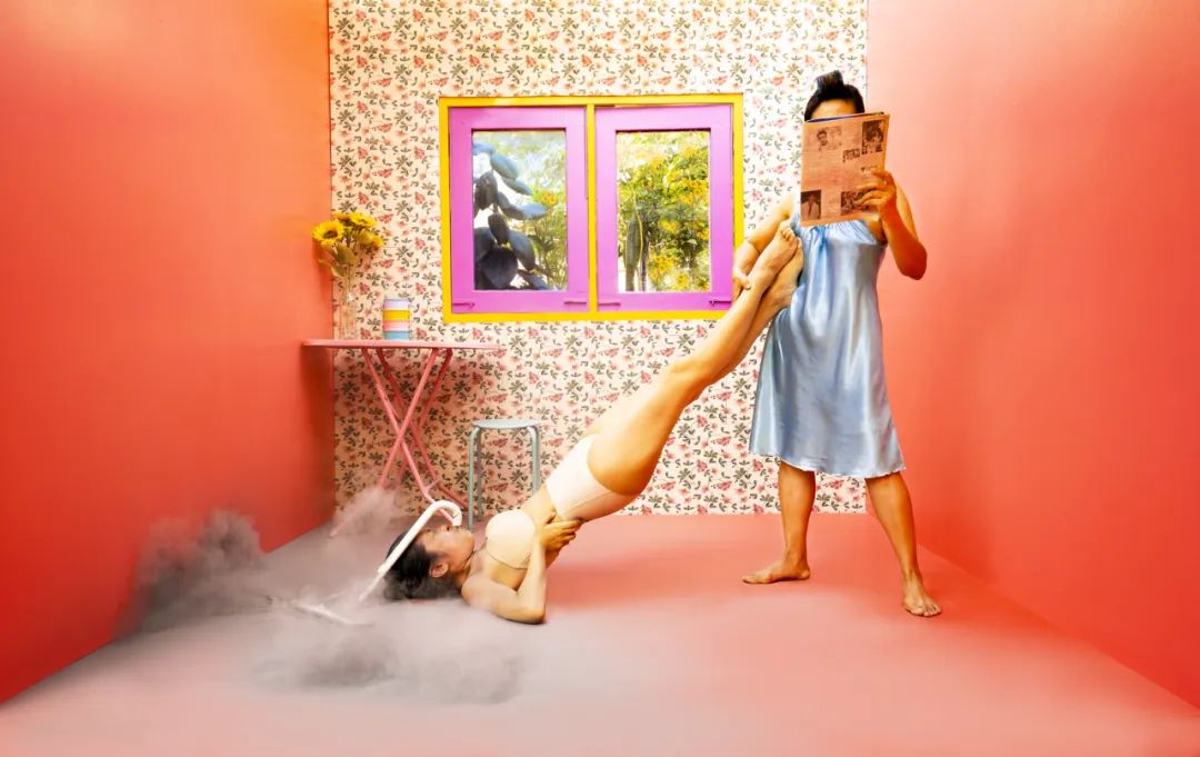 My Mother and I (Vacuum III) (still), 2021, 4K video, 8 min 55 sec. Courtesy the artist and Nova Contemporary, Bangkok