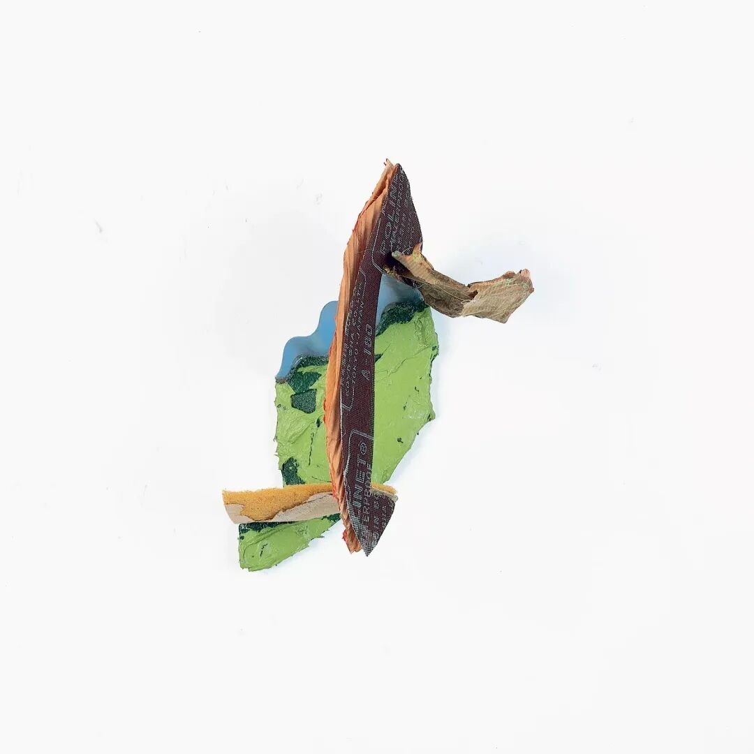 Kenjiro Okazaki3-15, 1983&ndash;1993acrylic, pigment, polypropylene, paper, other27 cm &times; 17 cm &times; 17 cm&copy; Kenjiro Okazaki