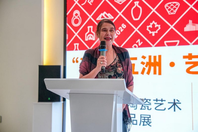 比利时PXL大学Marieke Pauwels教授发言
