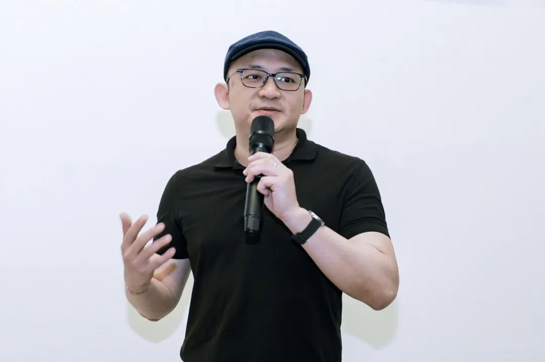 中央美术学院教师工作部部长兼人事处处长杨杰致辞