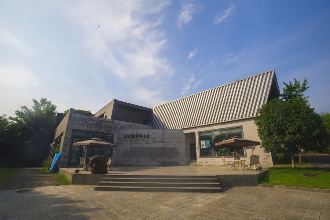 蓝顶艺术中心,成都蓝顶美术馆(老馆)