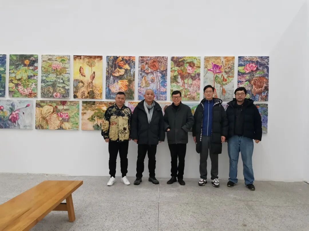 “朝花夕拾:章智勇绘画作品展”与方力钧老师,崔霆,杨凯合影