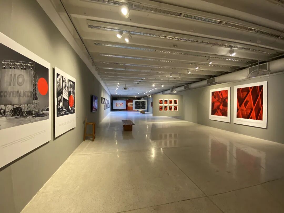 库里蒂巴双年展 Max de Esteban作品《临时制图》