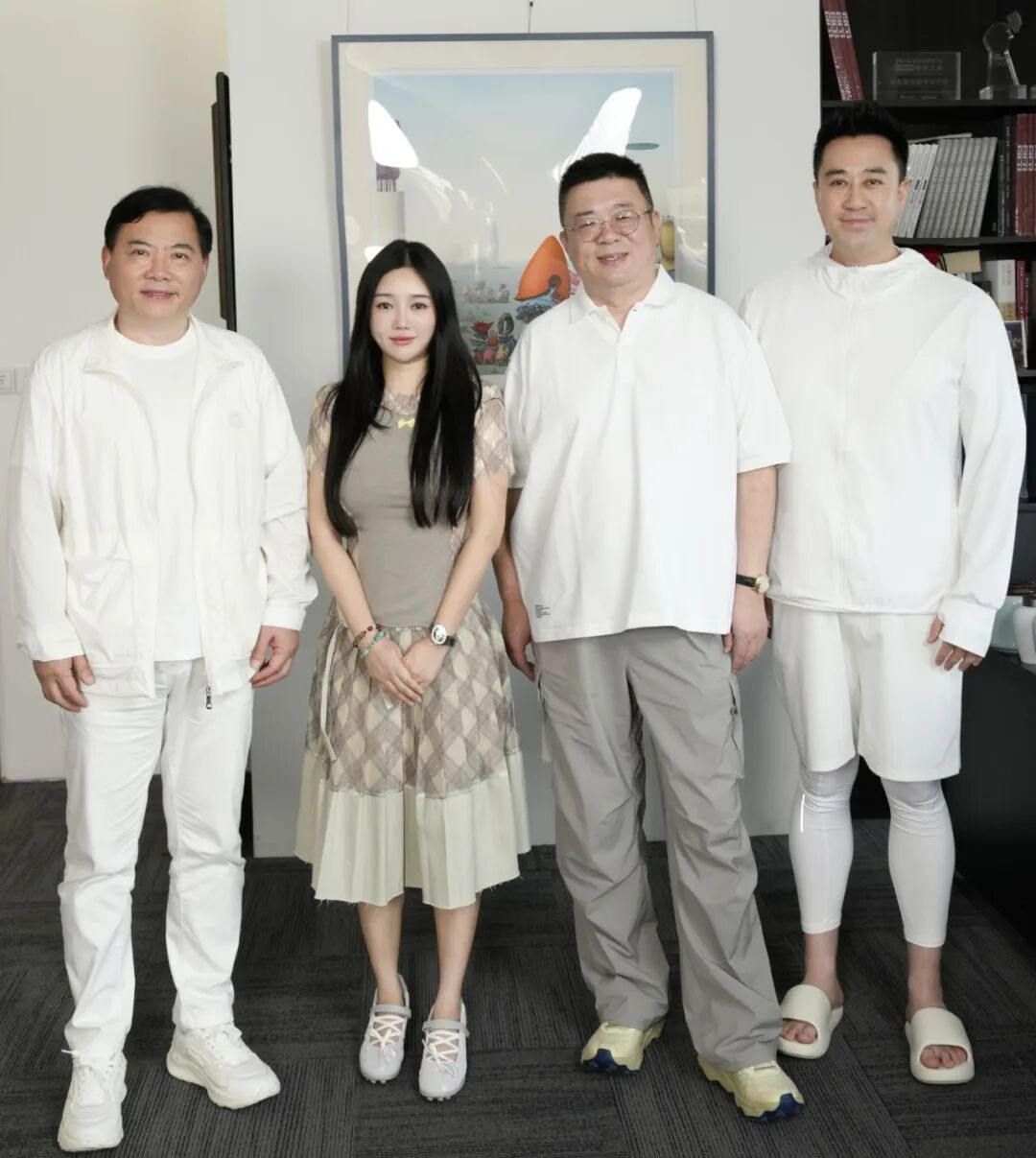 ▲从左至右:99艺术、K空间创始人杨凯,永樂拍卖创始人赵旭,艺术品收藏家黄予,书画博主郑萌萌