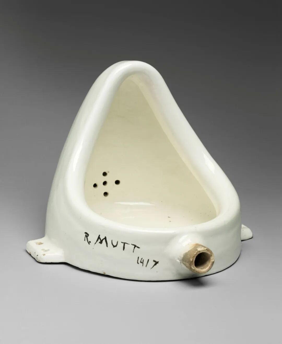 Marcel Duchamp. Fountain, 1950 (replica of 1917 original).