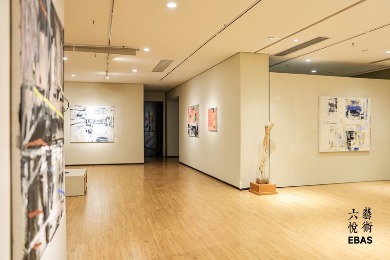 《必要的张力》吕德安个展