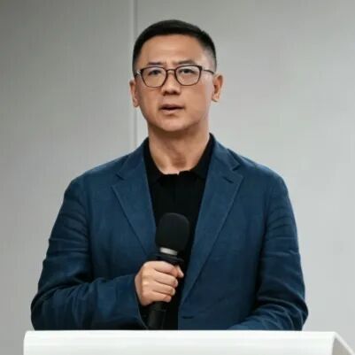 刘震子博士