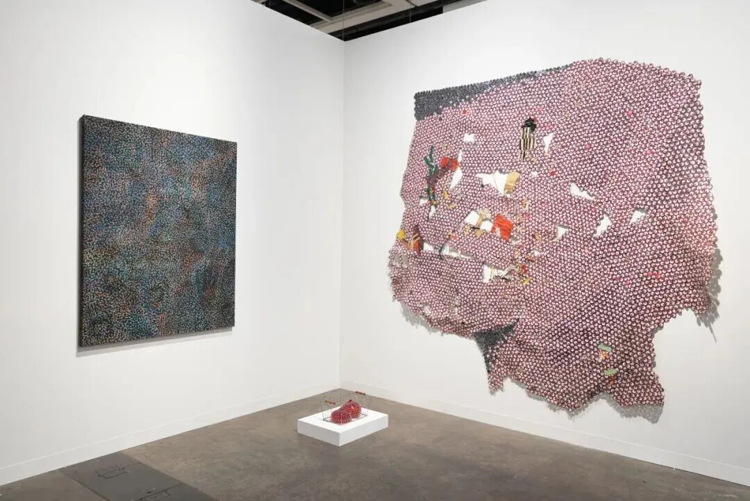 白立方画廊展位，2026年巴塞尔艺术展香港展会现场，图片由白立方画廊提供