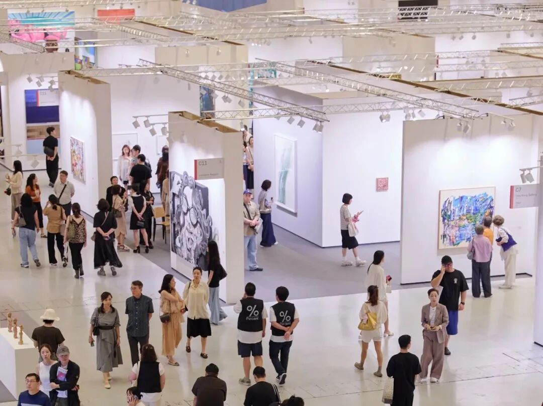 2025 首尔弗里兹艺博会现场
