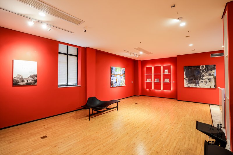 《必要的张力》吕德安个展